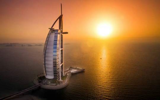 Main image of the hotel Burj Al Arab.