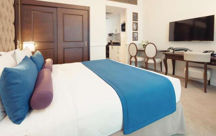 Choose from a Range of Room, Suites and Apartments