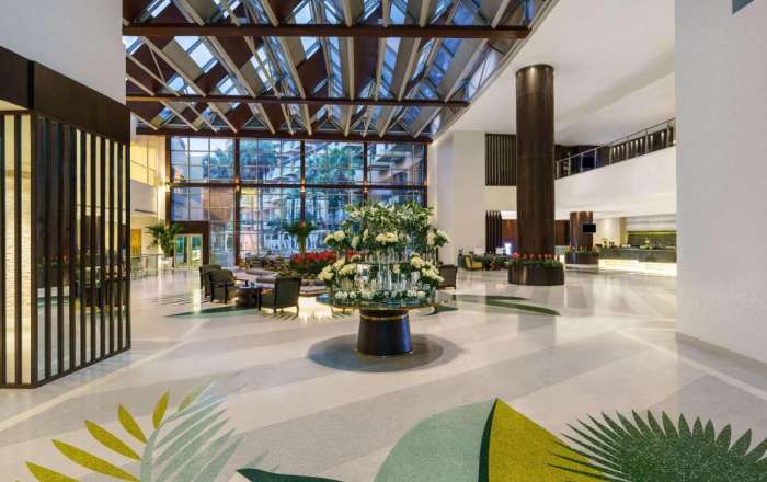 Luxurious Lobby Area