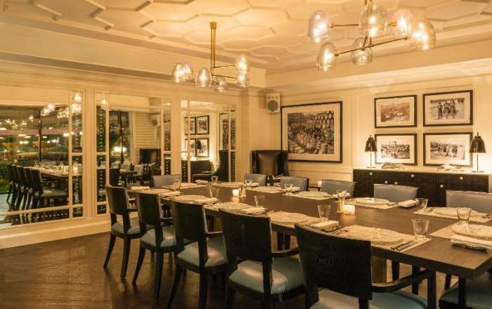 Feel Luxurious in The Restaurant