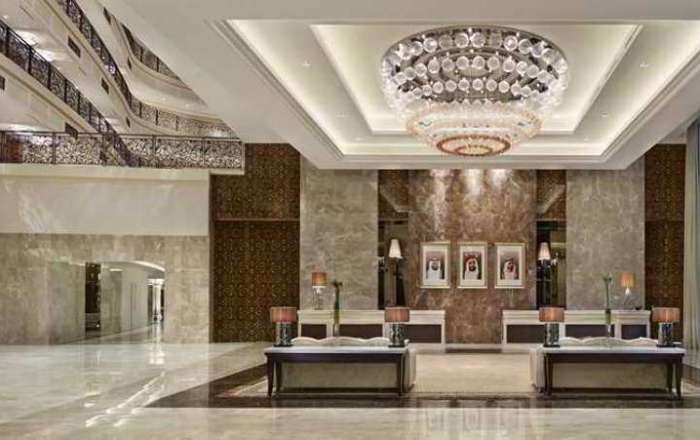 Enchanting Luxurious Lobby