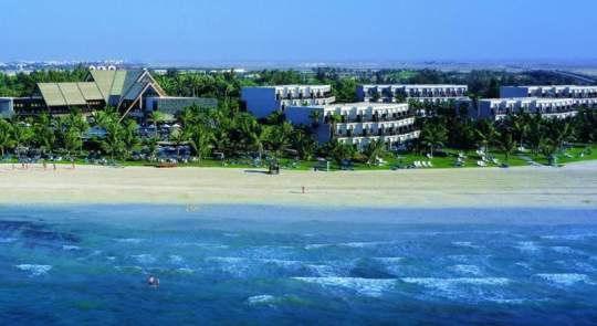 Main image of the hotel JA Palm Tree Court.
