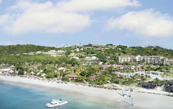 Incredible Beachfront Location