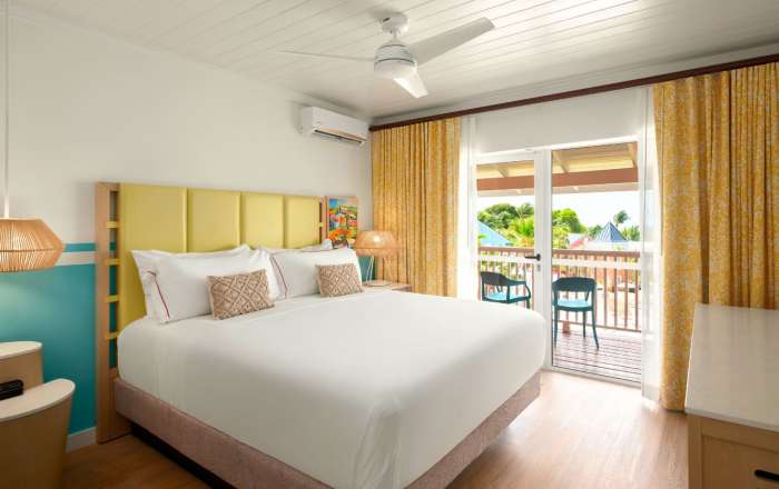 Spacious Pool Garden View Room