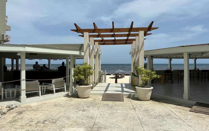 Just a few steps from the hotel to the beach