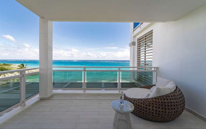 Zephyr Suite Balcony