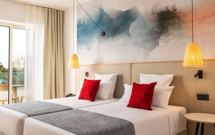 Double Superior Pool View