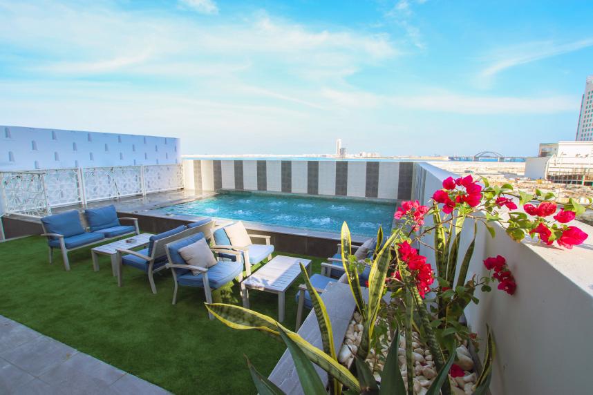 Main image of the hotel The Seven Hotel.