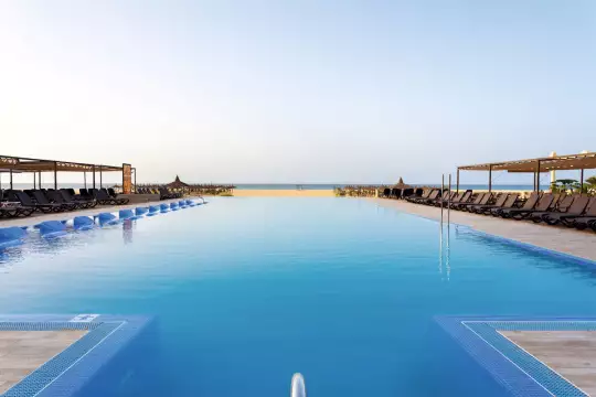 Book your holiday to Hotel Riu Touareg, Boa Vista, Cape Verde | Blue ...