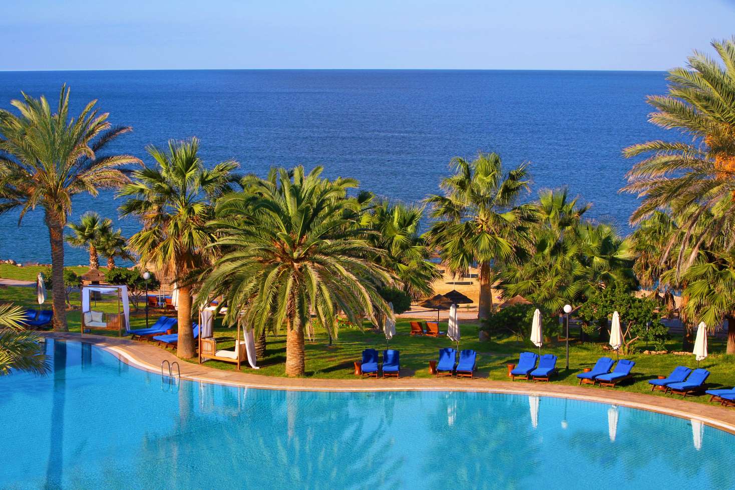 azia-resort-spa-cyprus-blue-bay-travel