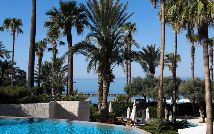 Beautiful Beachfront Positioning