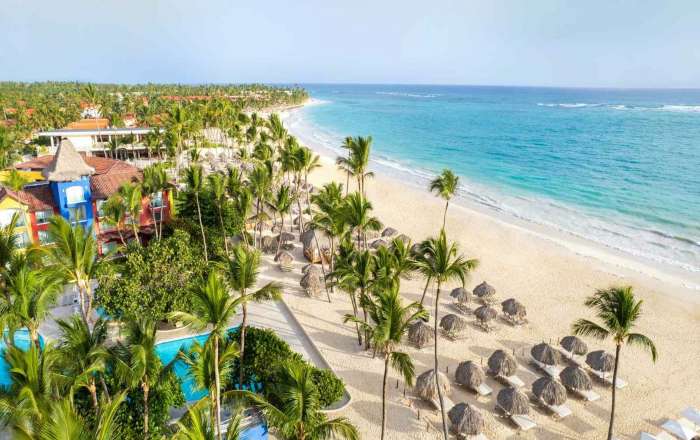 Resort Exterior with Outstanding Ocean