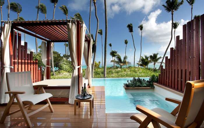 Junior Suite Swim Up Terrace