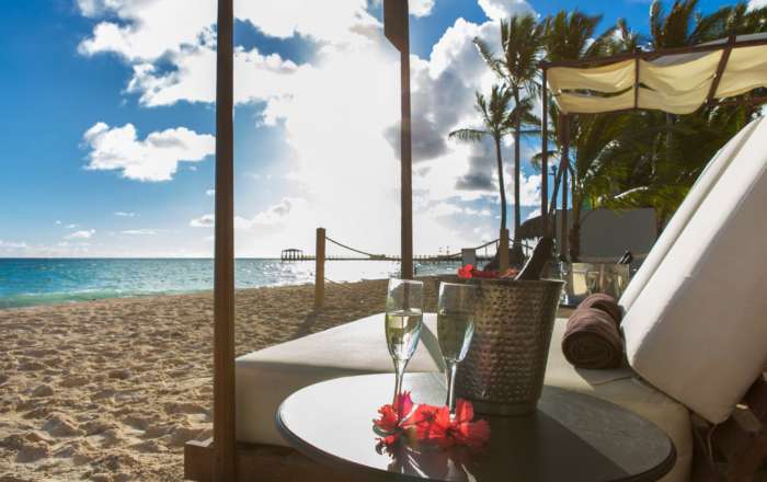 Beachfront Cabana Views