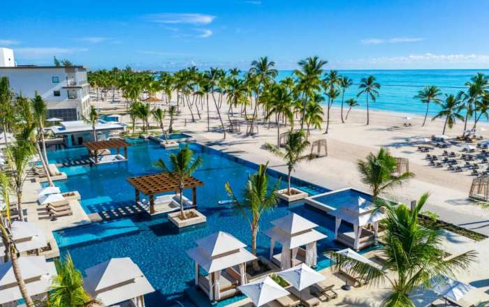 Beautiful Beachfront Positioning