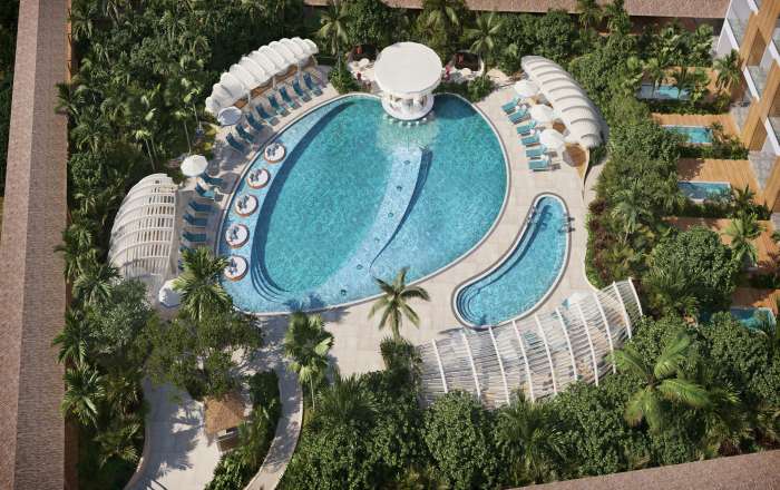 Expansive Chill Pool