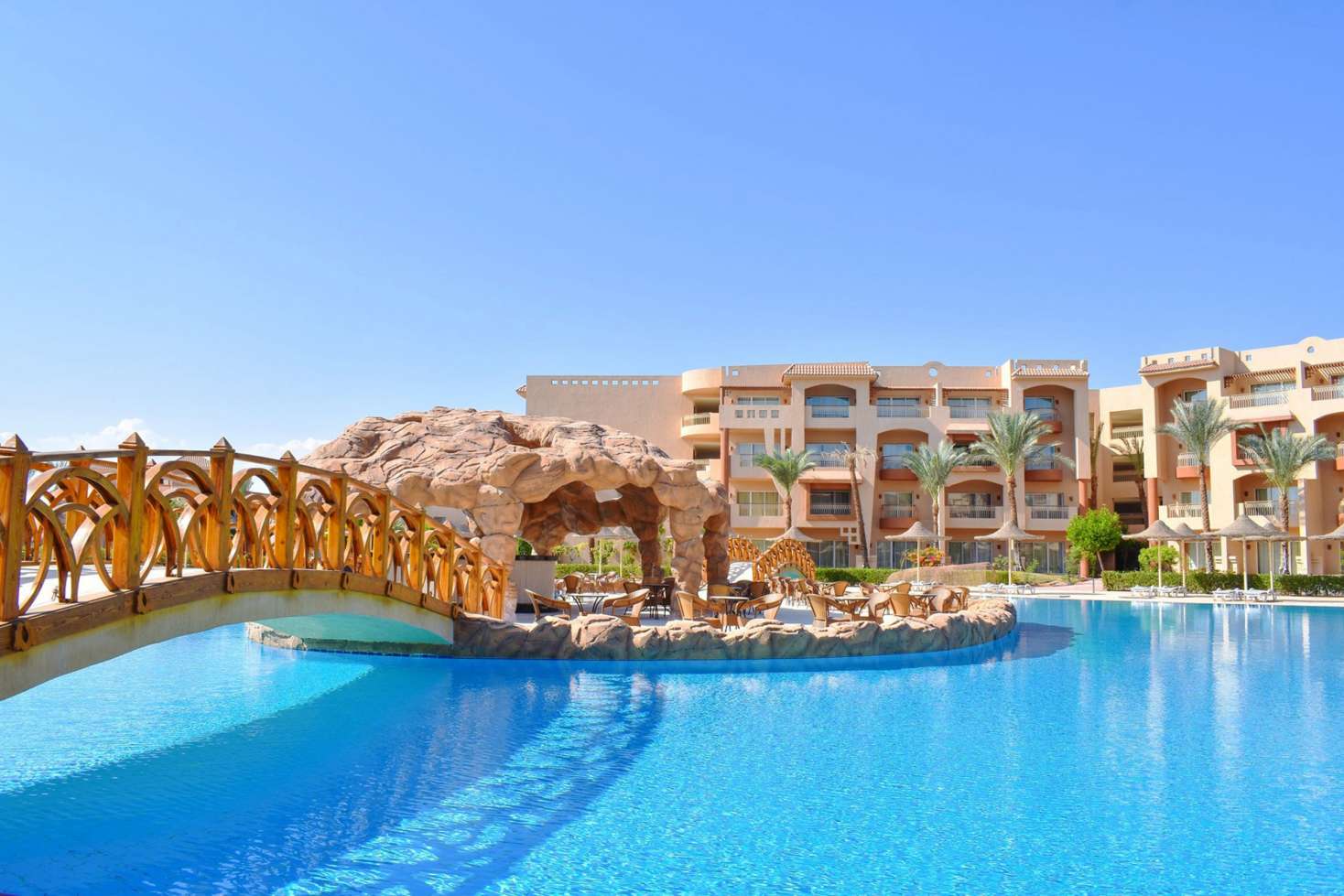 Parrotel Lagoon Resort, Egypt | Blue Bay Travel