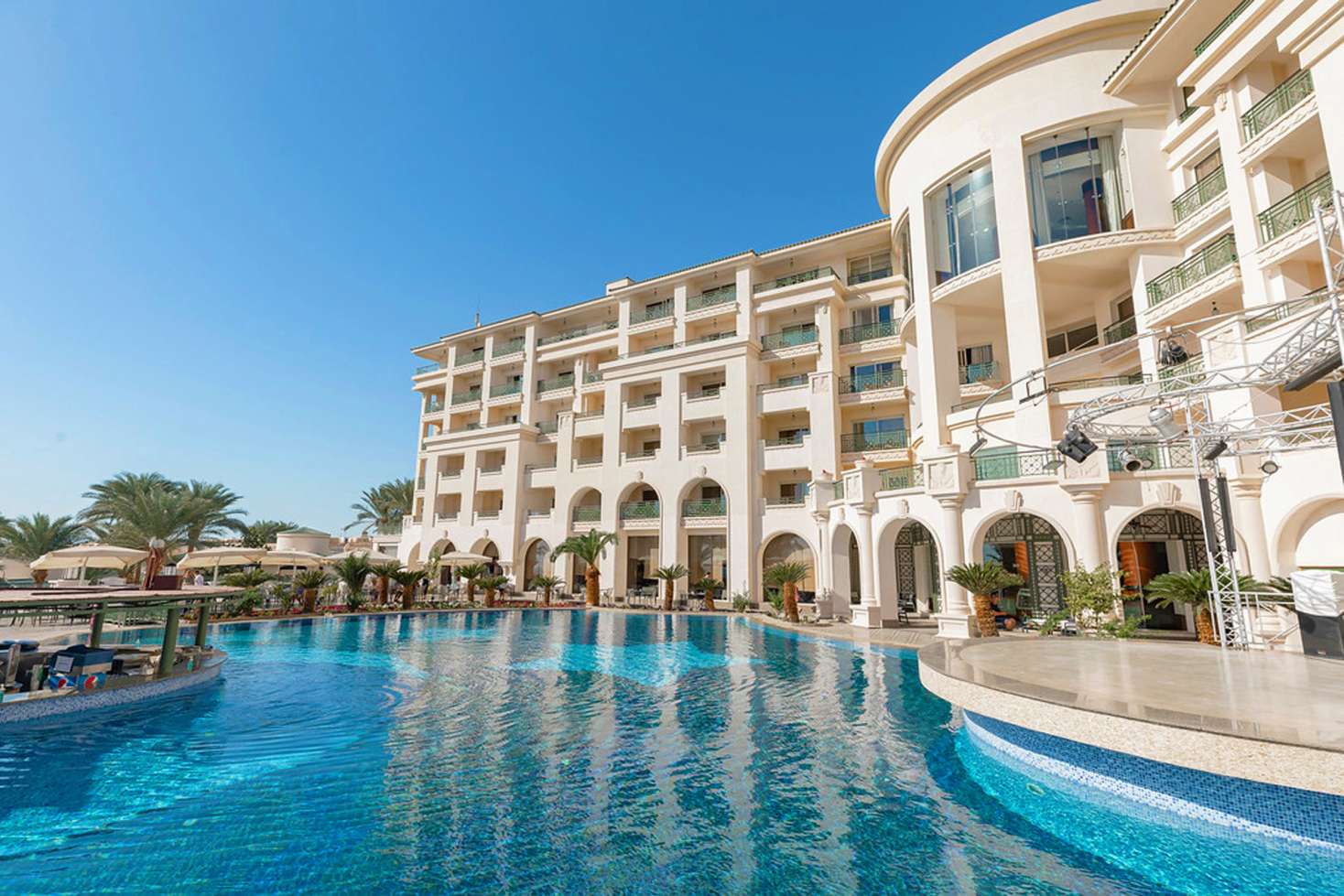 Book your holiday to Stella Di Mare Beach Hotel & Spa, Sharm el Sheikh