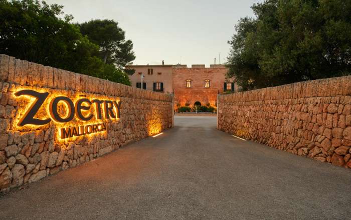 Enter an oasis of relaxation 