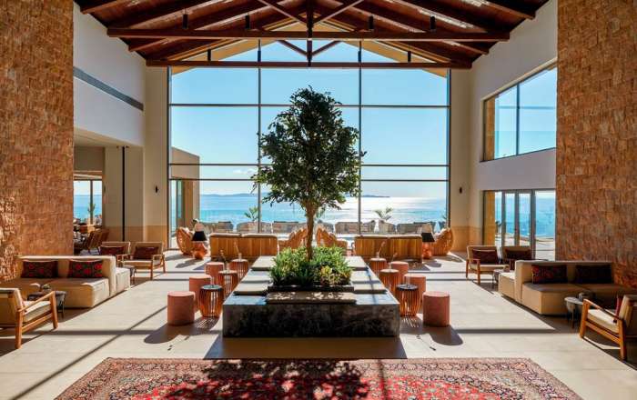 Gorgeous open and airy lobby area