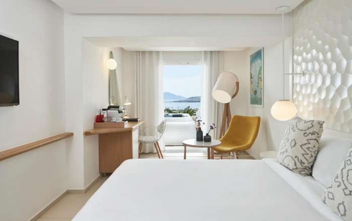 Unwind in your Expansive Accomodation