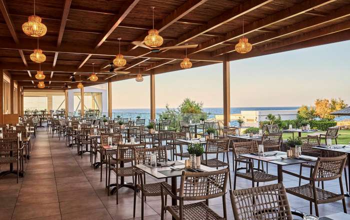 Dine in Intimate Settings