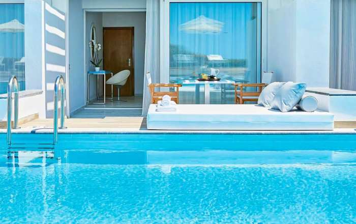 Swim Up Bungalow Sea View