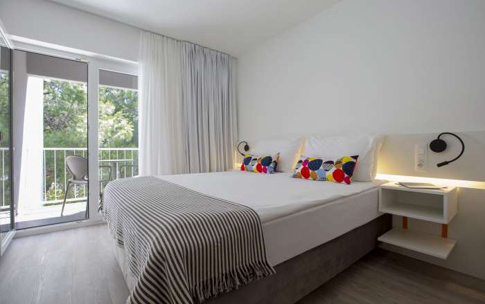 Modern, Bright and Spacious Accommodation