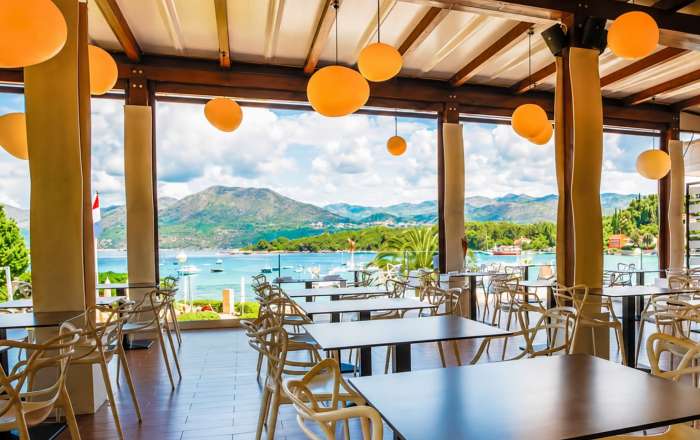 Al Fresco Dining at The Restaurant
