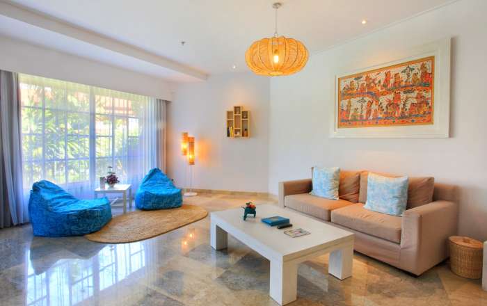 Comfortable Open-Plan Living Area