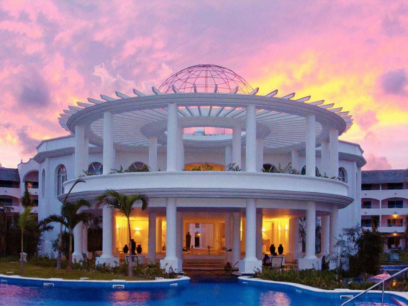 Chill House Cancun, Mexico
