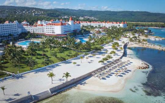 Main image of the hotel Luxury Bahia Principe Runaway Bay.