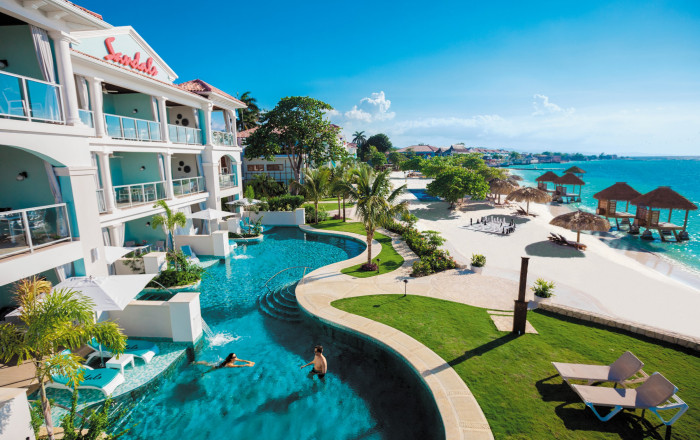 Main image for the offer: FREE Catamaran Tour and FREE Luxury Included® Privileges at Sandals Montego Bay.