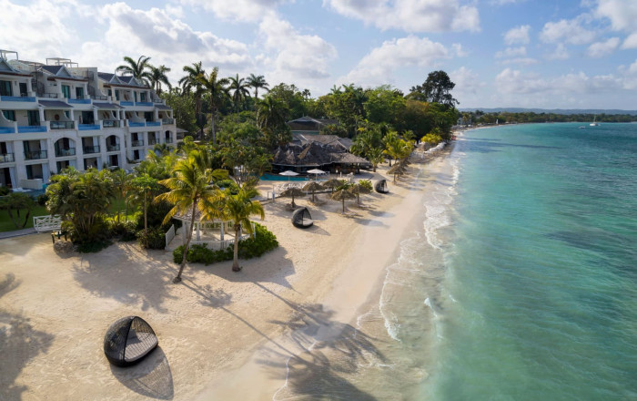 Main image for the offer: Couples save up to £3,264 with FREE Catamaran Tour and FREE Luxury Included® Privileges.