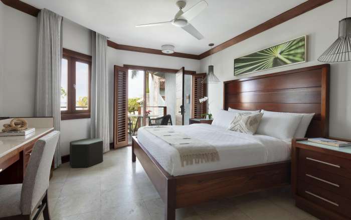 Paradise Deluxe Room