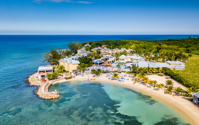 Main image for the offer: Jamaica: Adults-Only All-Inc Luxury Beachfront Retreat w/FREE Room Upgrade, Excursions & Extras - Save 57%.