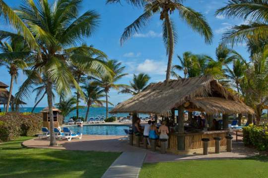 Main image of the hotel Coconut Bay Beach Resort & Spa.