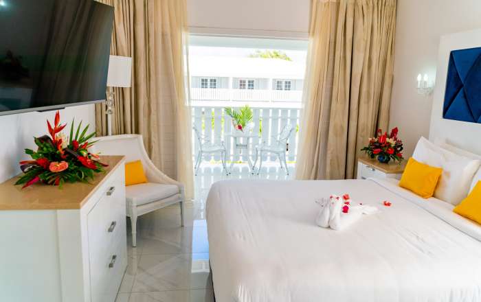Chic Deluxe Room