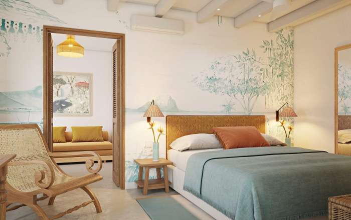 Beautiful Furnishings in the Comfort Room