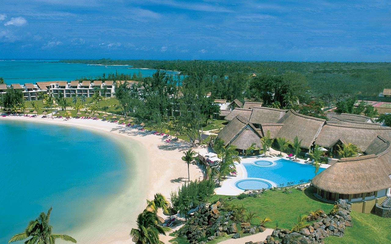 lux-grand-gaube-riviere-du-rempart-district-mauritius-blue-bay-travel