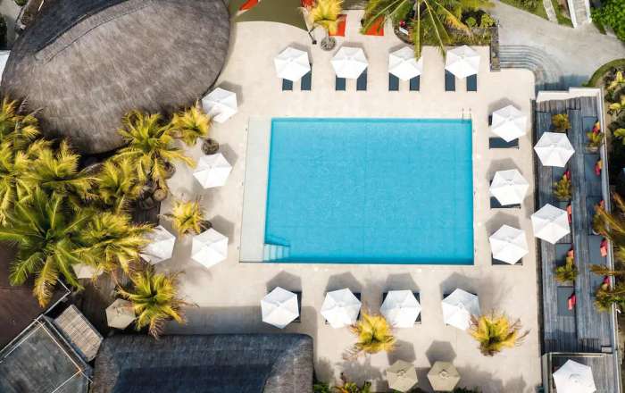 Pool at Sunrise Attitude