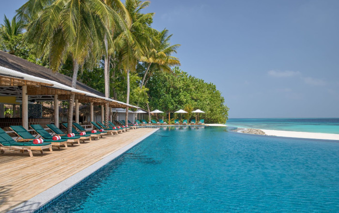 Main image for the offer: 5* Maldives Dream Escape – Free Upgrade to a Deluxe Sunset Beach Villa - Save up to 25%.
