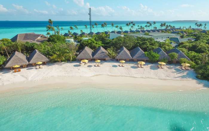 Step straight into powder soft sands from yout Beach Villa