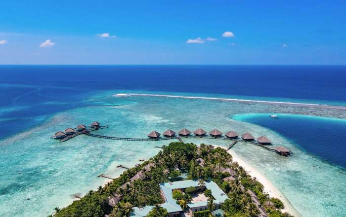 Water Villas Strech Out into the Ocean