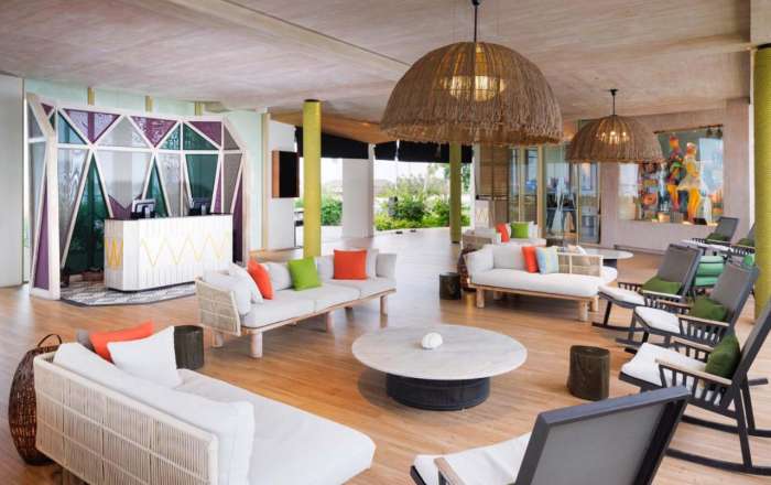 Beautiful, Modern Reception Area