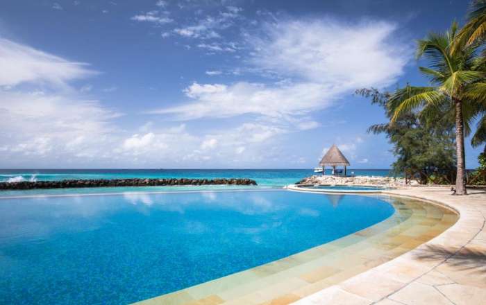 Taj Coral Reef and Spa Pool