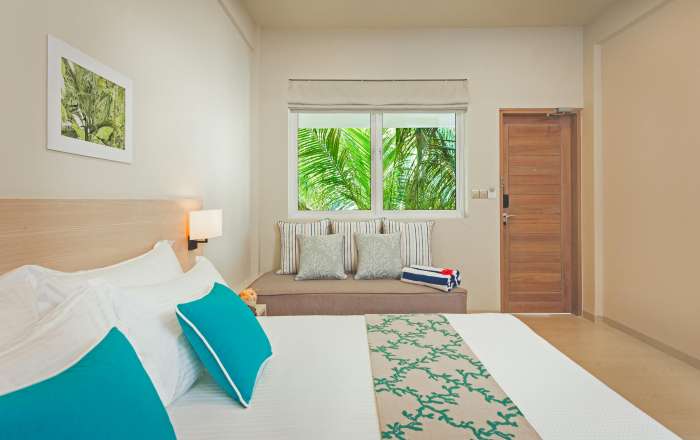 Relax in Your Modern Garden Room