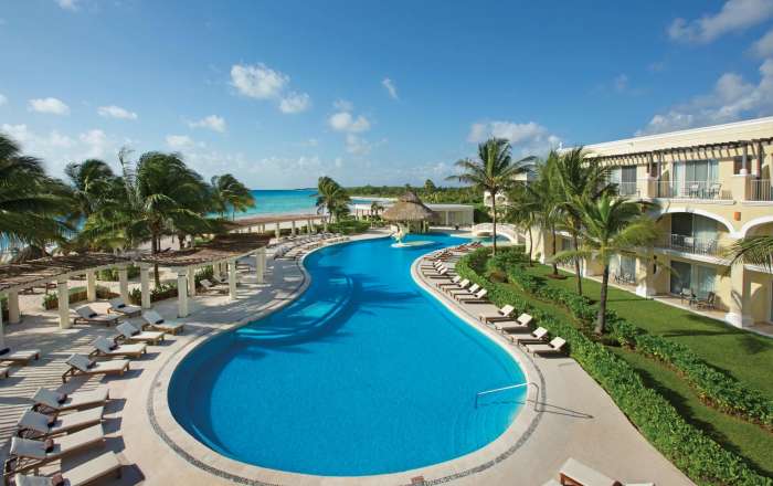 Relax Poolside
