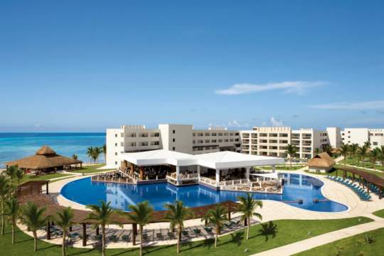 Main image of the hotel Secrets Silversands Riviera Cancun.