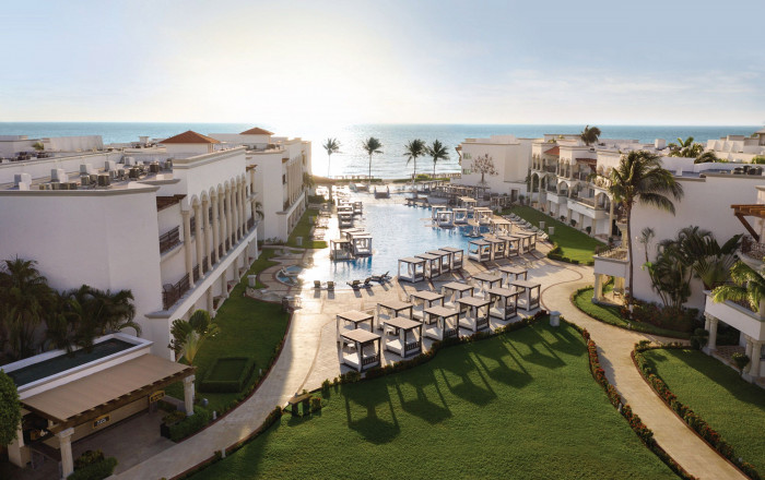 Main image for the offer: $300 FREE Resort Credit at Hilton Play Del Carmen.